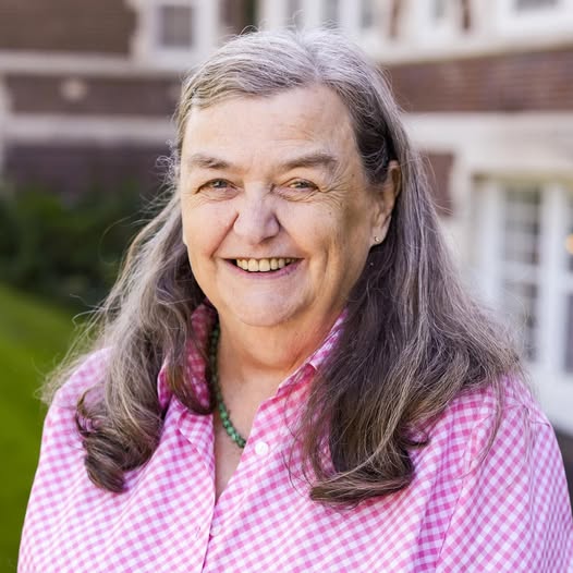 The Community of Savage, Minnesota Mourns Beloved Teacher Janet Williams